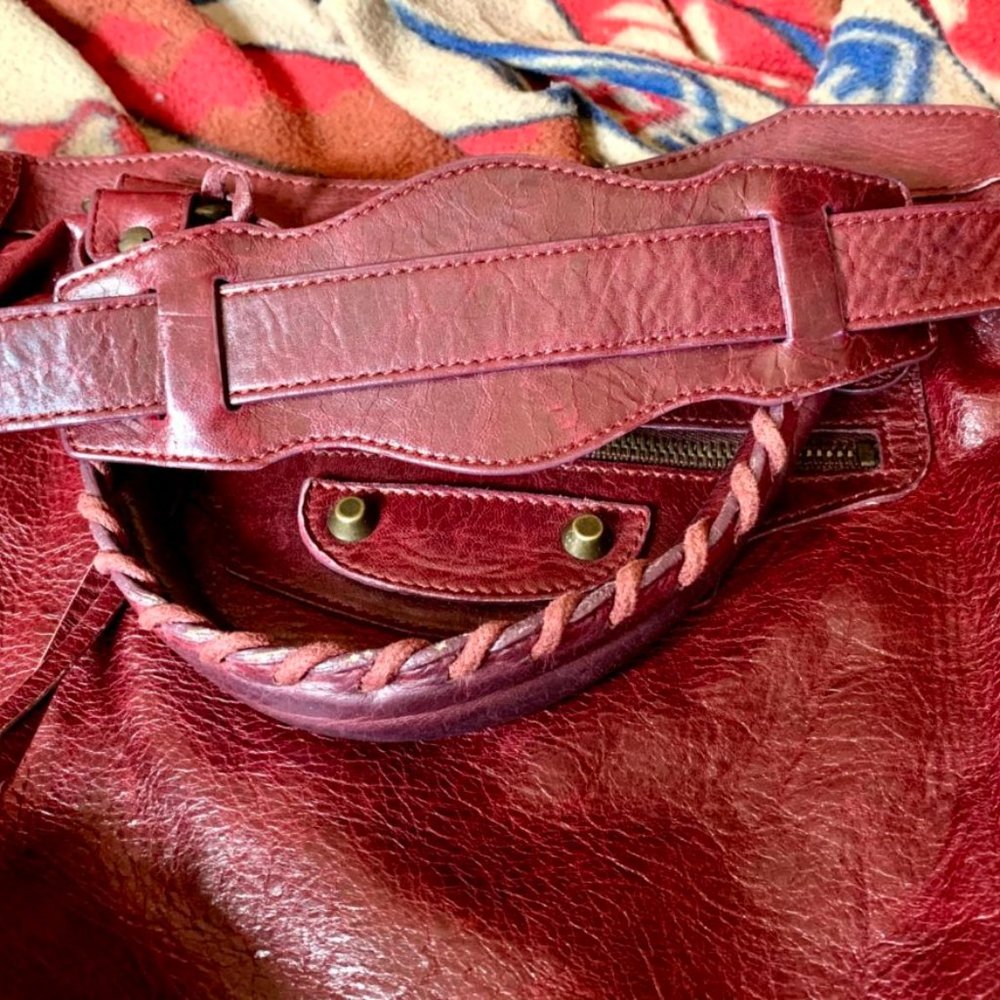 Balenciaga: 2005 Bordeaux CHEVRE Leather City Handbag! PRE-OWNED - TPF CeeJay - Picture 13 of 13